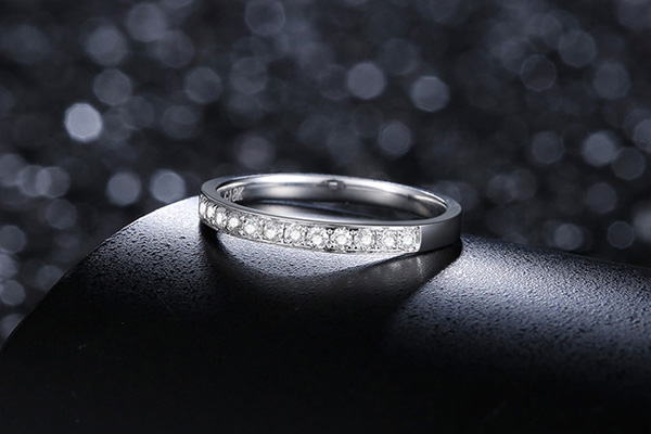 回收一克拉的二手钻石戒指多少钱