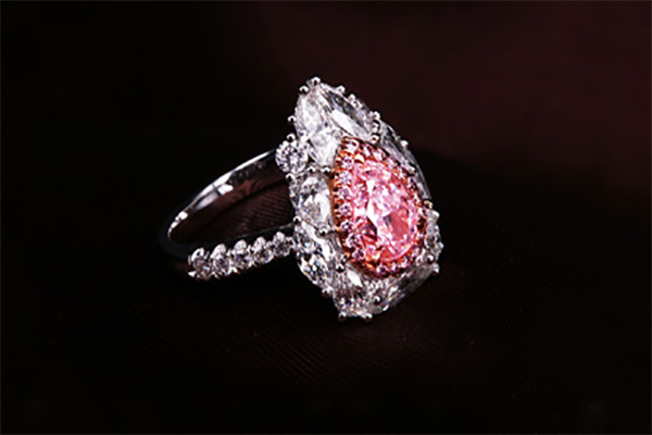 结婚时候的钻石戒指能卖吗