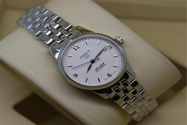 奢侈品店回收二手手表吗 一般多少钱