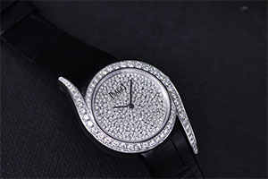 伯爵钻石手表回收价格是否真的高于无钻的