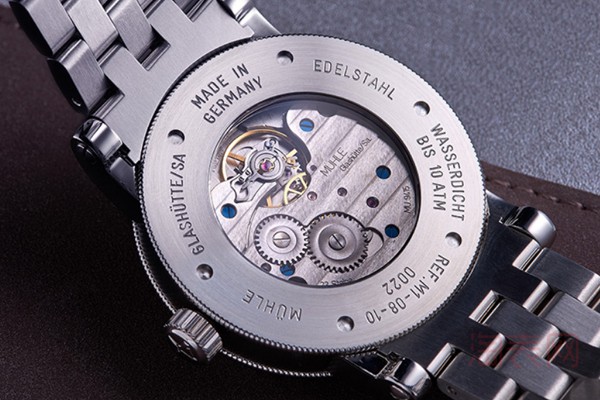 二手格拉苏蒂莫勒经典系列M10811MB手表背透展示图
