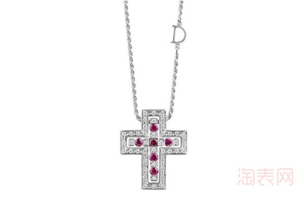 二手玳美雅白金镶红宝石十字架项链展示图