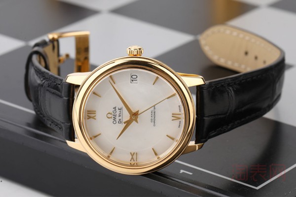 二手欧米茄18K黄金白盘手表展示图