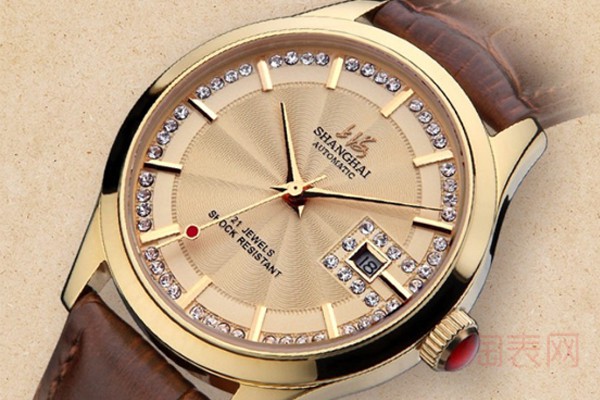 老式上海钻石手表回收价格表现如何