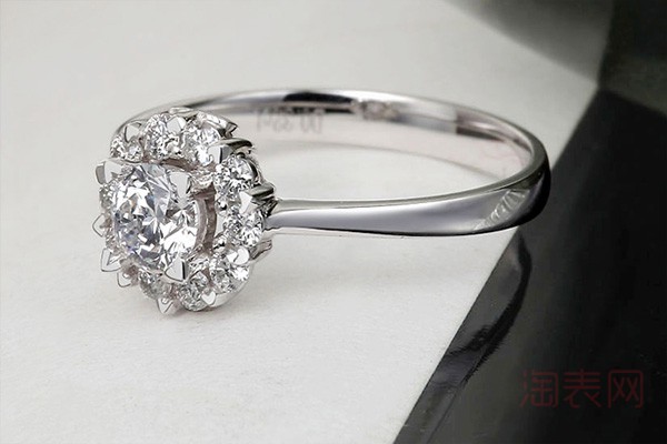 au750材质的钻石戒指回收多少钱一克