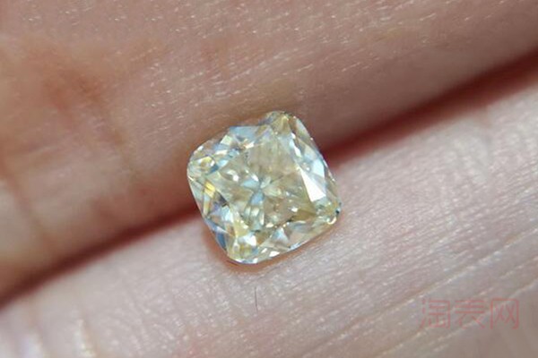 二十几分的钻石回收能值多少钱