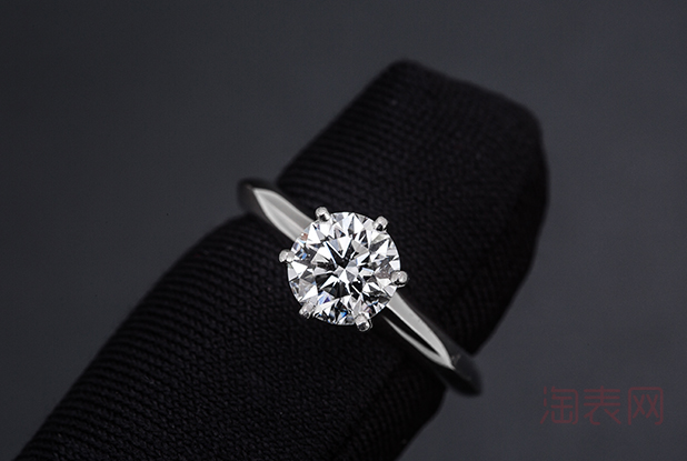 一万七的钻石戒指能卖多少钱