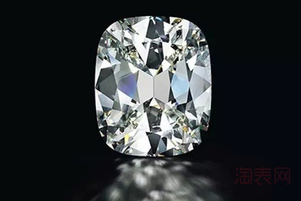 钻石回收折旧价多少钱鉴定师如何估算
