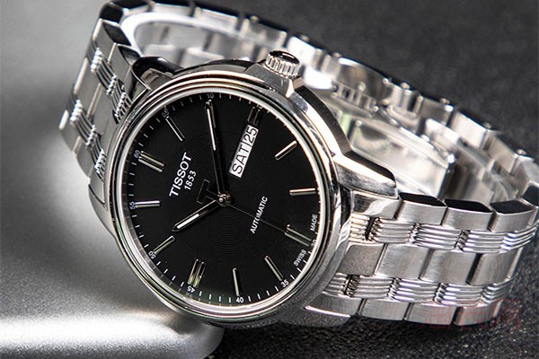 天梭2500买的手表回收能卖多少钱?