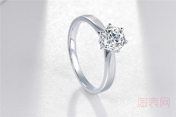 周六福金au750的钻石戒指的回收价格几折