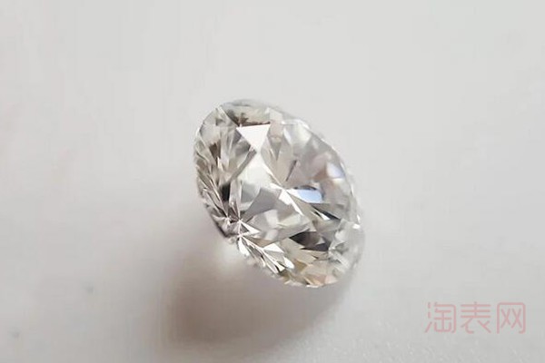 买的钻石能卖多少钱 评判标准有哪些
