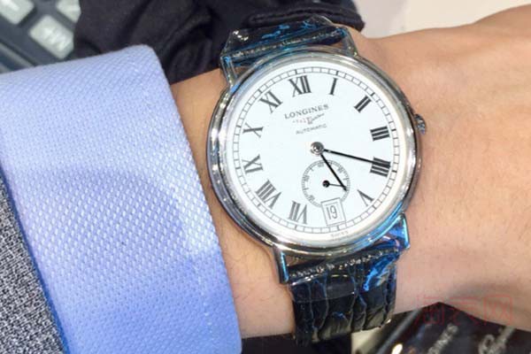 浪琴石英手表回收价格一般是多少