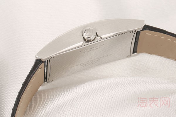 有设计感的蒂芙尼18k白金手表回收价格如何
